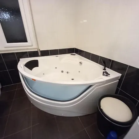 Colorato 招待所 费拉拉